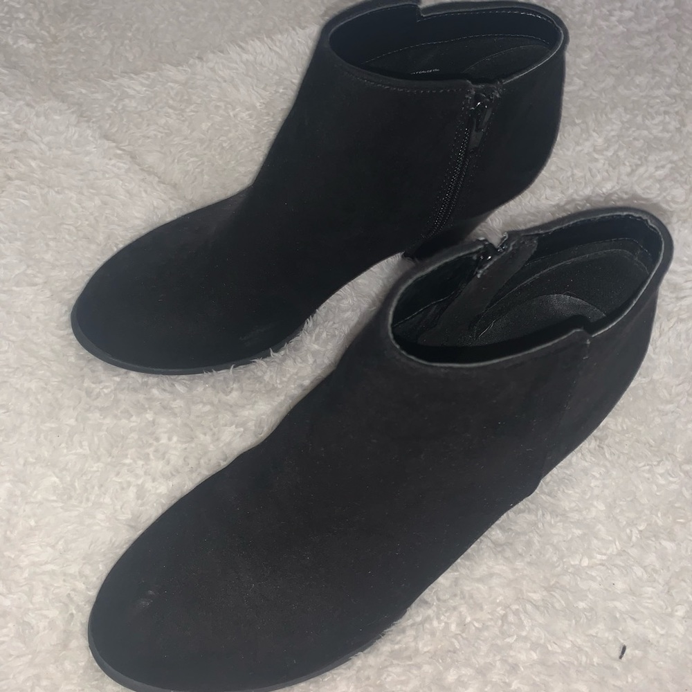 Cute Black Bootie